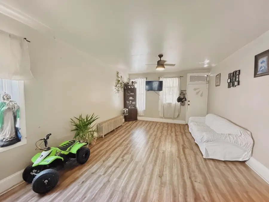 222 E Spruce St, Norristown, PA 19401 - #3