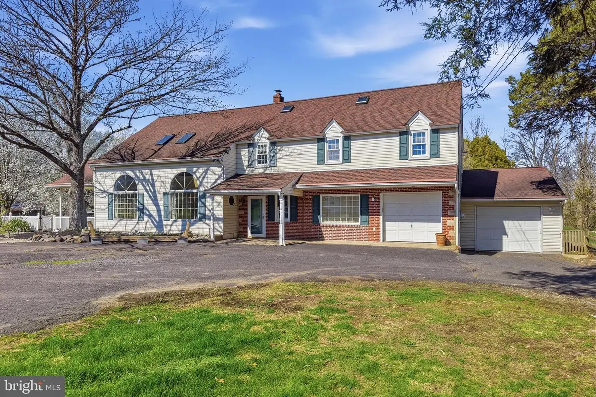 1920 Ridge Rd, Telford, PA 18969 - #1