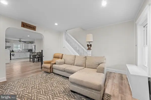 1009 Queen St, POTTSTOWN, PA 19464