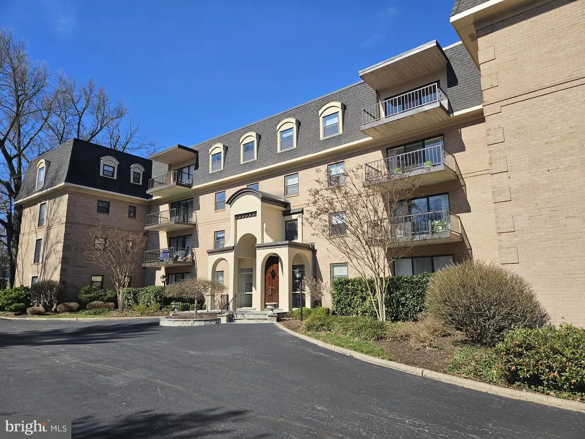 601 Montgomery Ave #306, Bryn Mawr, PA 19010 - #1