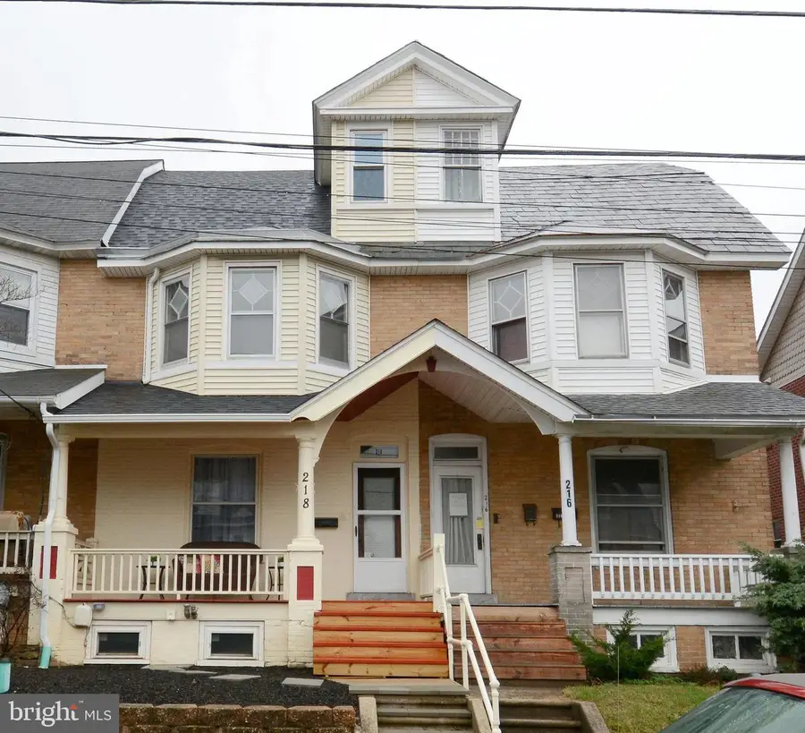 218 E Broad St, Souderton, PA 18964 - #2