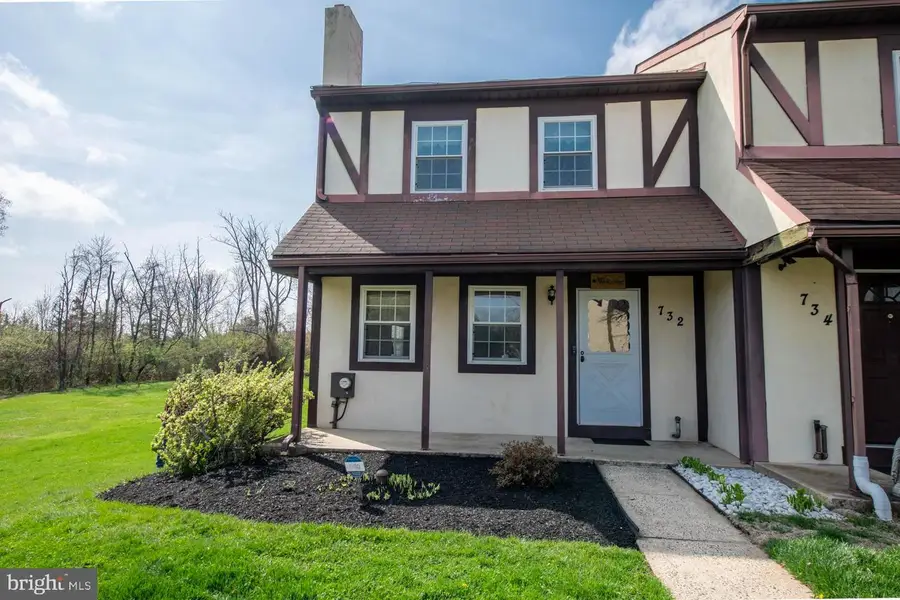 732 Sandra Ln, Norristown, PA 19401 - #2