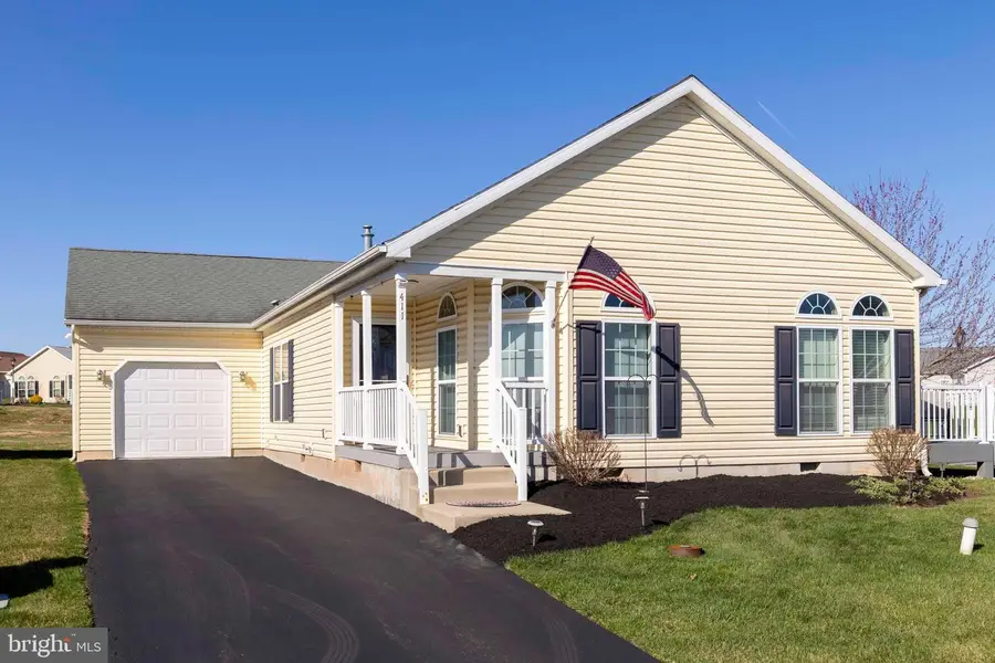 411 Dandelion Dr, Blue Bell, PA 19422 - #2