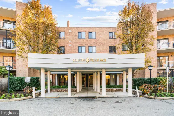 1637 Oakwood Dr #405, PENN VALLEY, PA 19072