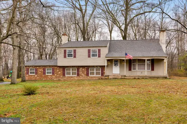 104 Woodland Dr, LANSDALE, PA 19446