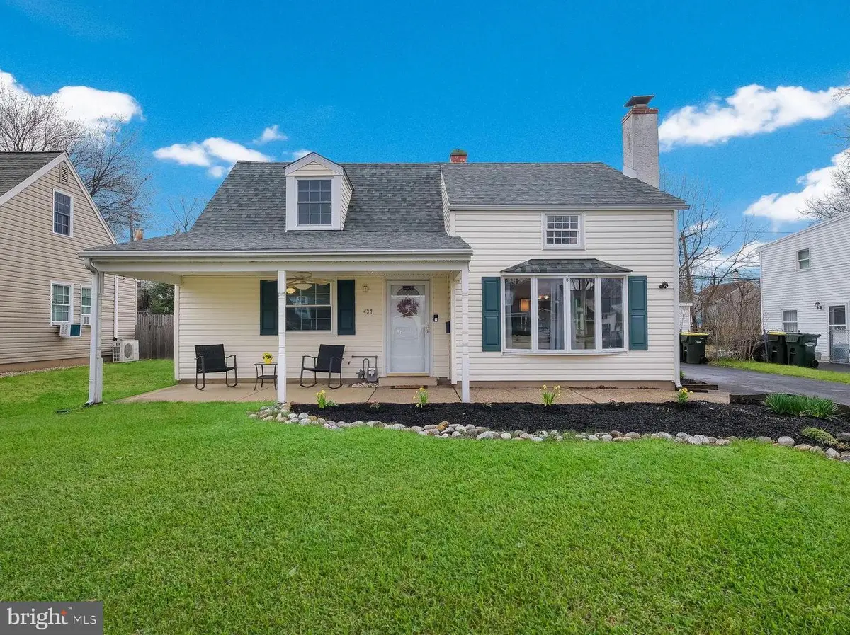 437 Newton Rd, Hatboro, PA 19040 - #1