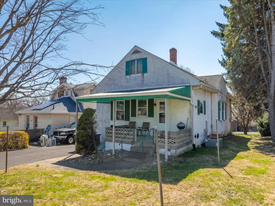 319 Margaretta Ave, Huntingdon Valley, PA 19006 - #3