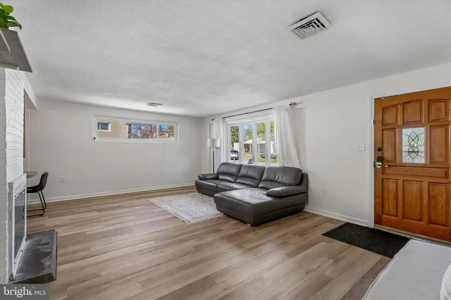 701 School Line Dr, King Of Prussia, PA 19406 - #2