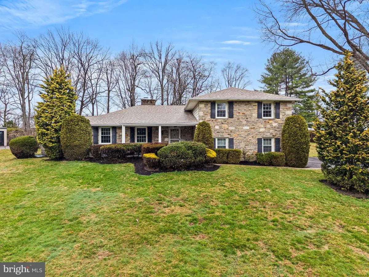 4129 Presidential Dr, Lafayette Hill, PA 19444 - #1