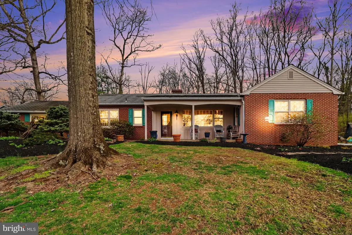 463 Smokepipe Rd, Souderton, PA 18964 - #1