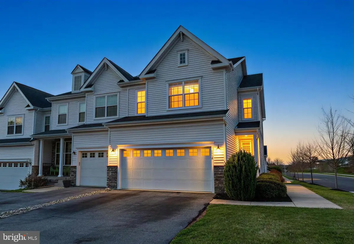 325 Goldman Dr, Phoenixville, PA 19460 - #1