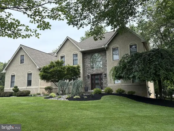 880 Wooded Pond, AMBLER, PA 19002