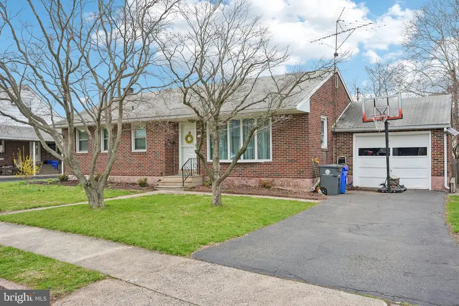 1511 Cherry Ln, Pottstown, PA 19464 - #3