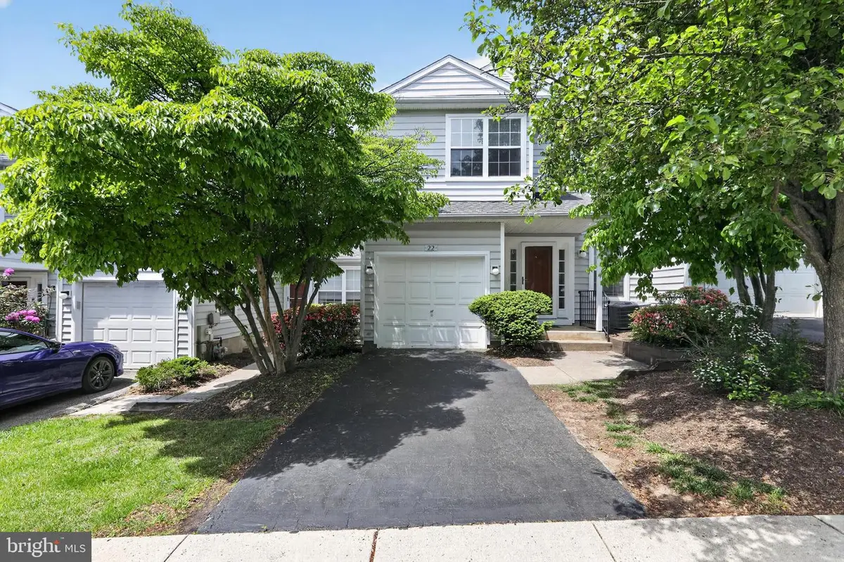 22 Victoria Cir, Collegeville, PA 19426 - #1