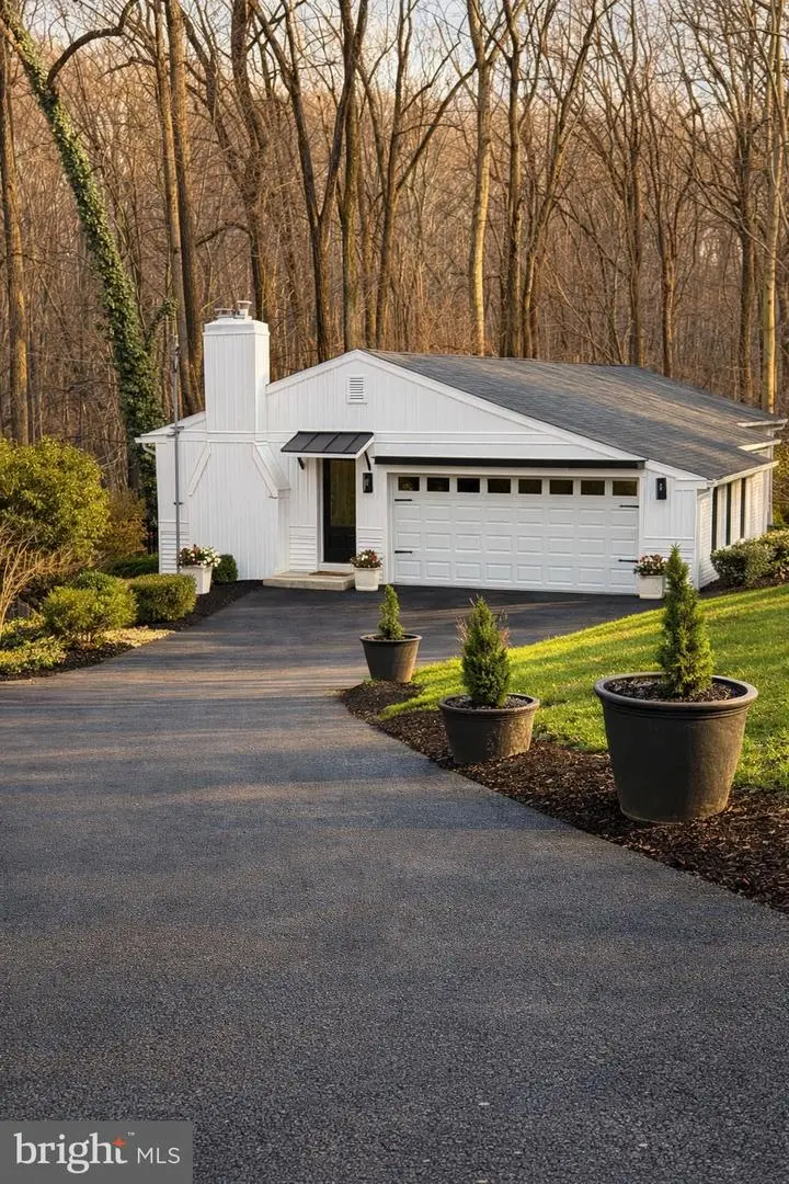 971 Stevens Ln, Wayne, PA 19087 - #1