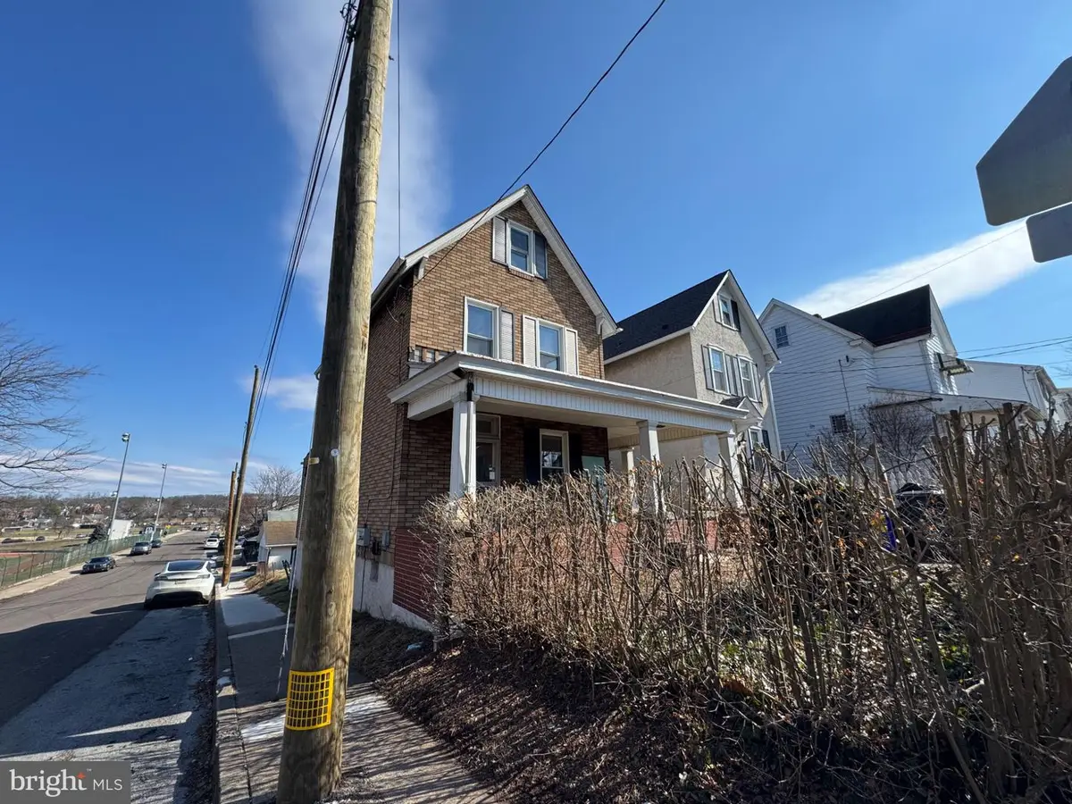 551 West St, Pottstown, PA 19464 - #1