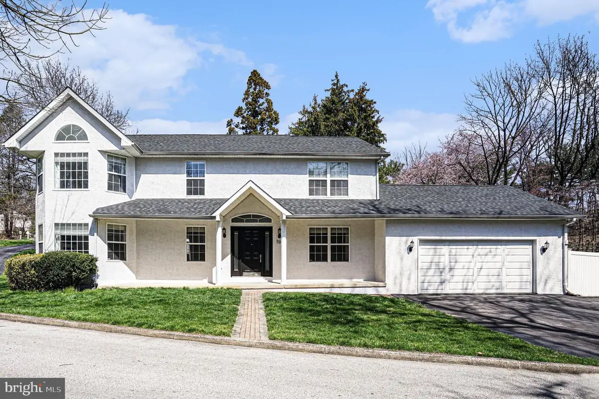 702 Crooked Ln, King Of Prussia, PA 19406 - #1