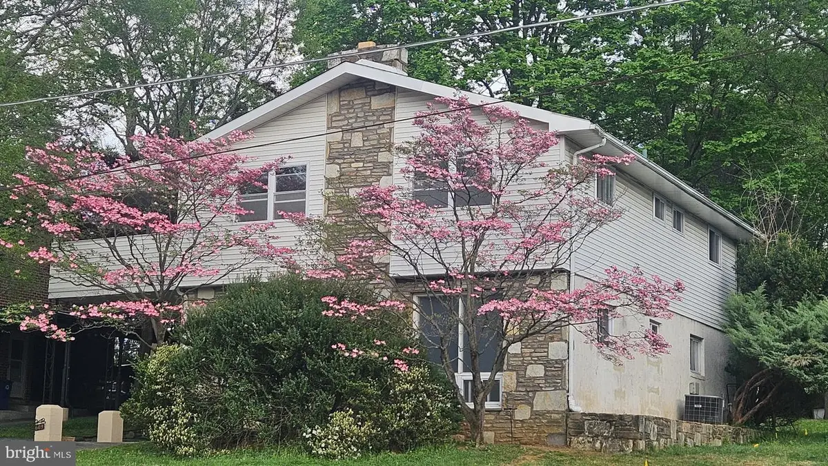 609 Foster Rd, Cheltenham, PA 19012 - #1