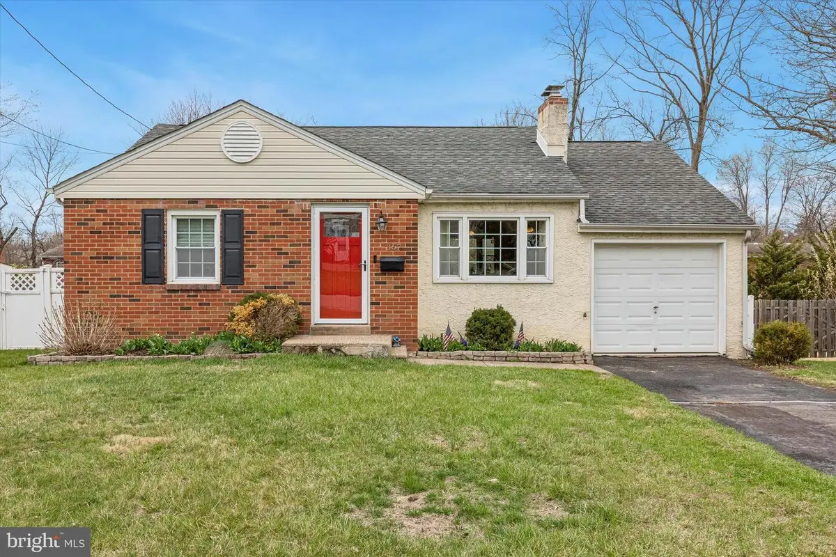 367 Windsor Ave, Hatboro, PA 19040 - #1