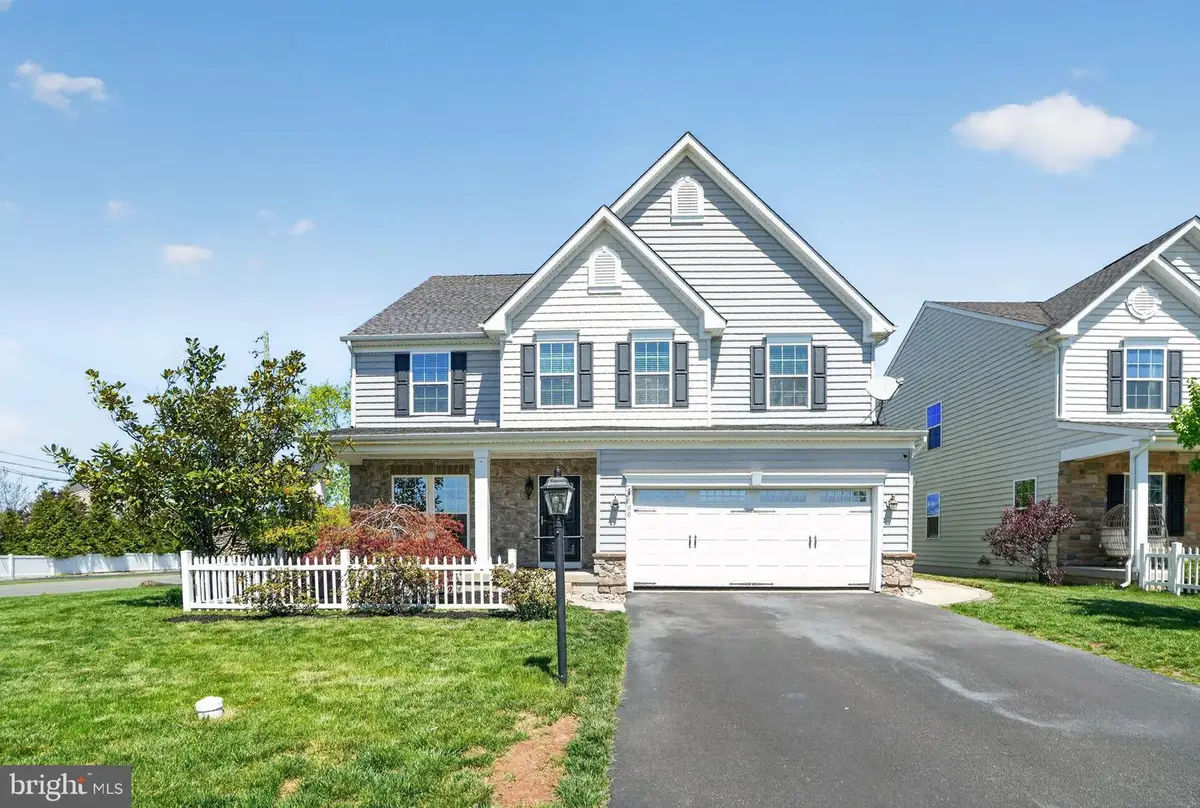 100 Marisa Ln, Gilbertsville, PA 19525 - #1
