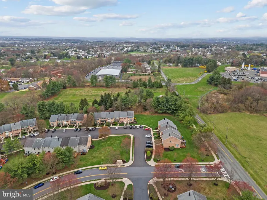 463 Franklin Ct, Trappe, PA 19426 - #2