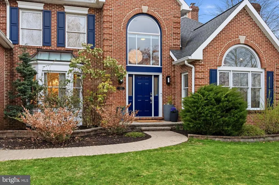 352 Sentry Ln, Wayne, PA 19087 - #2