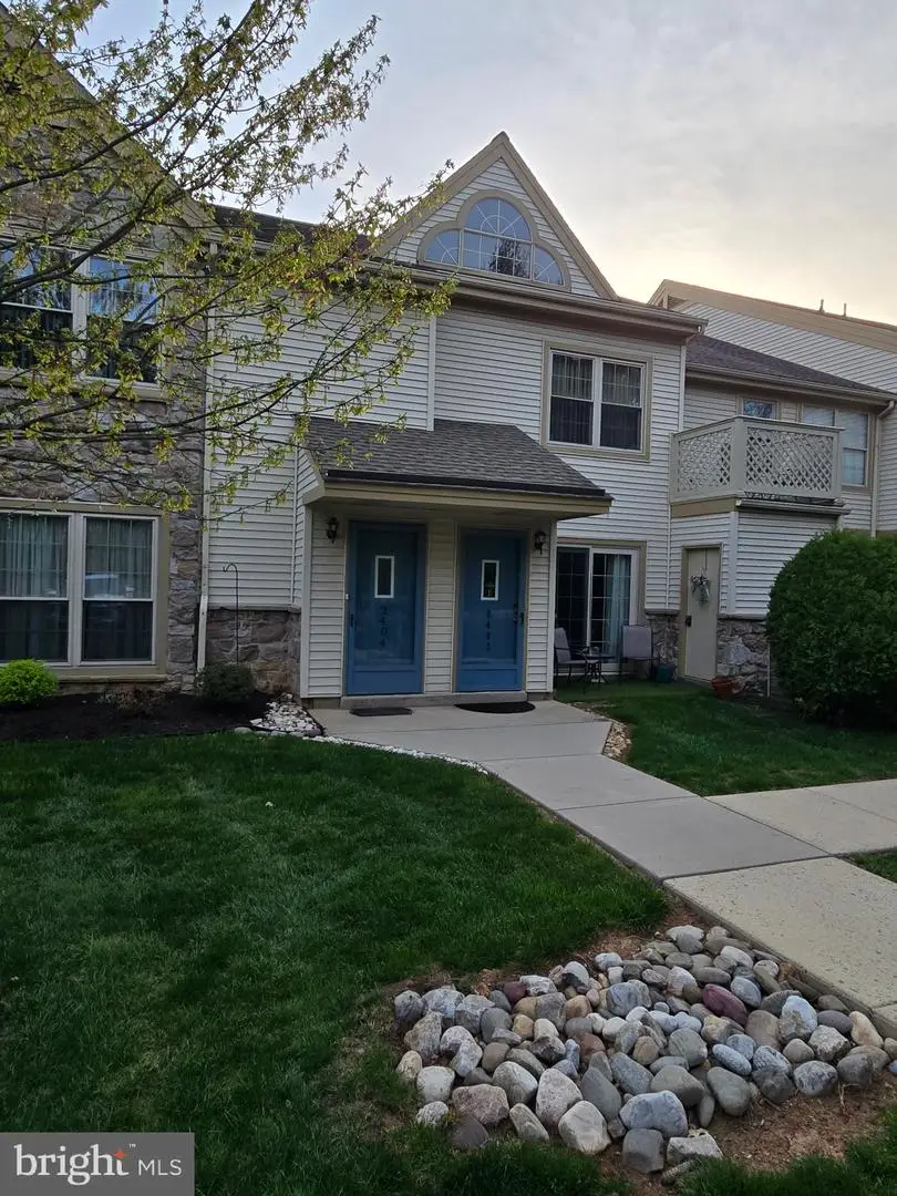 2404 Foxmeadow Cir, Royersford, PA 19468 - #2