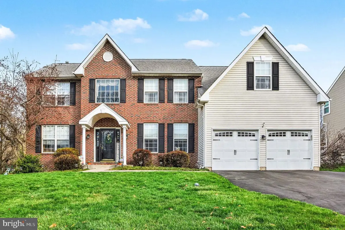 42 Ashford Way, Schwenksville, PA 19473 - #1