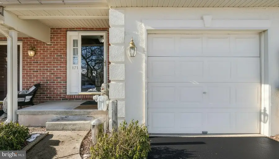 171 Vernon Ct, Hatfield, PA 19440 - #3