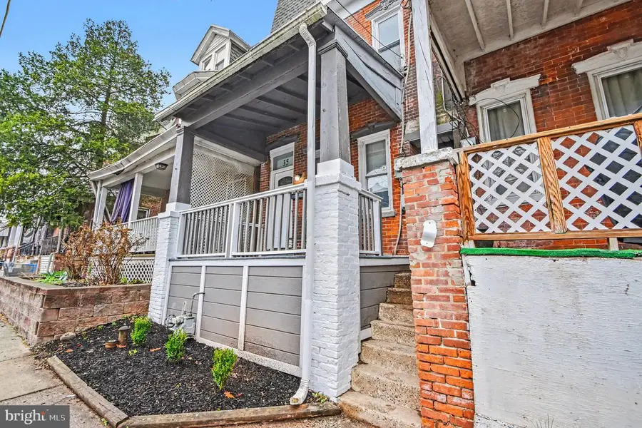 35 E 2nd St, Pottstown, PA 19464 - #3