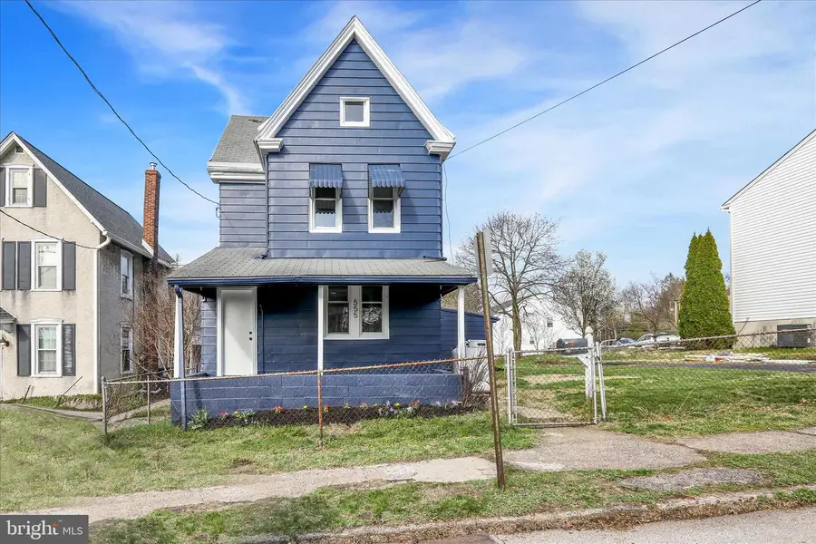 555 West St, Pottstown, PA 19464 - #3