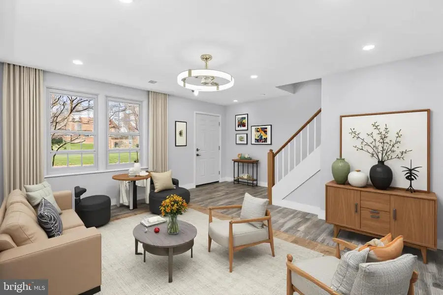 218 E County Line Rd, Hatboro, PA 19040 - #3