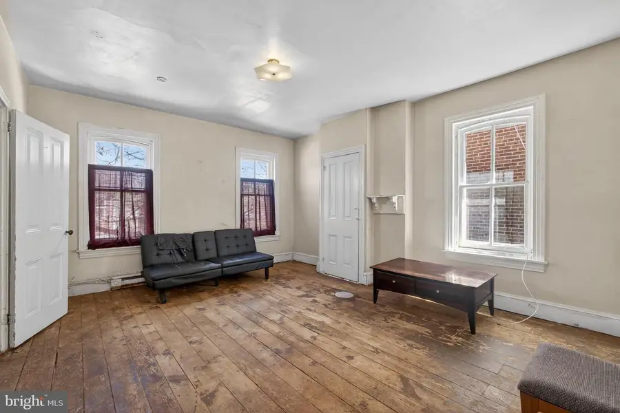 114 Walnut St, Pottstown, PA 19464 - #2