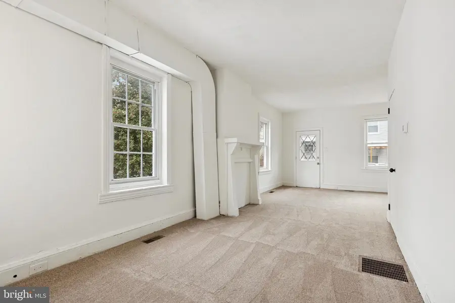 415 Walnut St, Pottstown, PA 19464 - #3