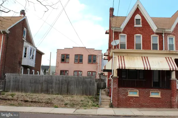 557 Lincoln Ave, POTTSTOWN, PA 19464