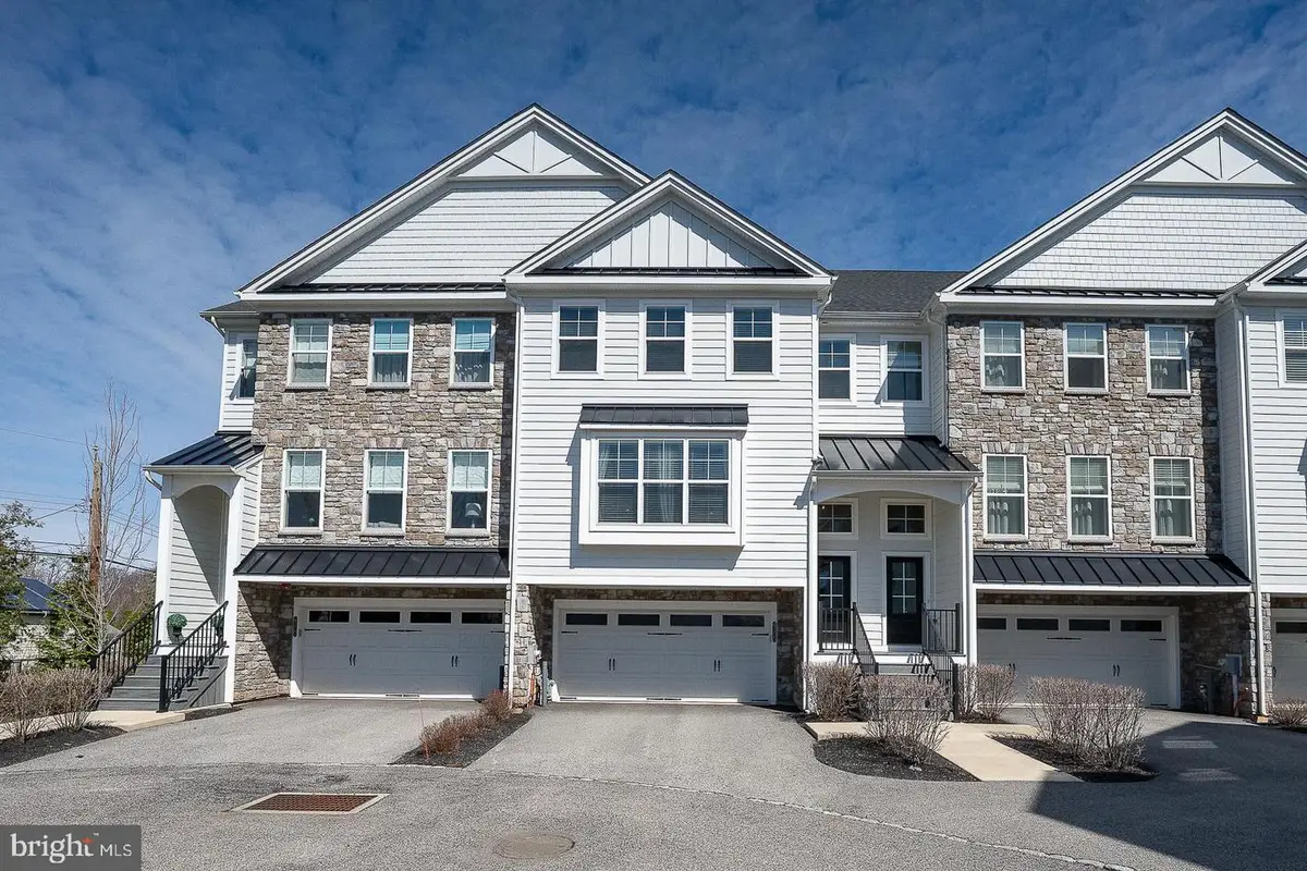 4115 Addison Ct, Lafayette Hill, PA 19444 - #1