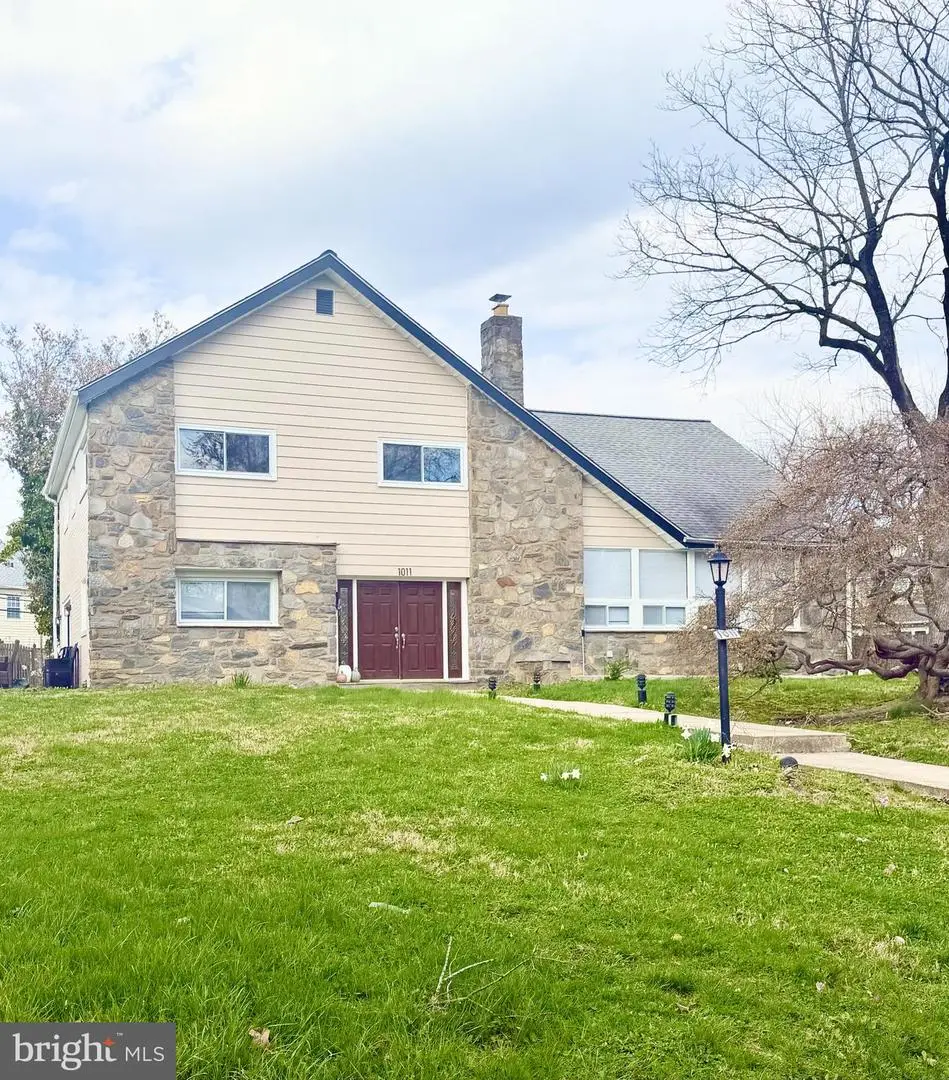 1011 Stanford Dr, Wynnewood, PA 19096 - #1