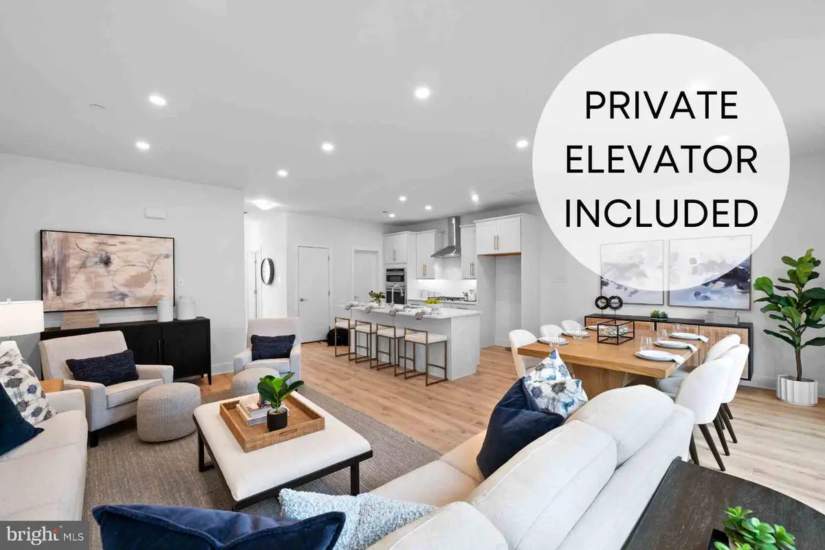 956 Riverplace Dr #2, Conshohocken, PA 19428 - #1