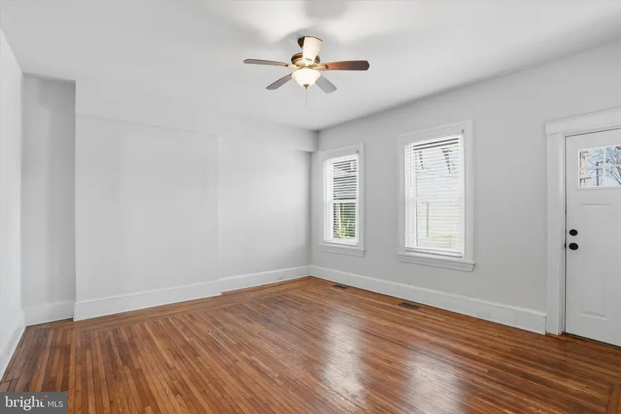 354 Apple St, Pottstown, PA 19464 - #3