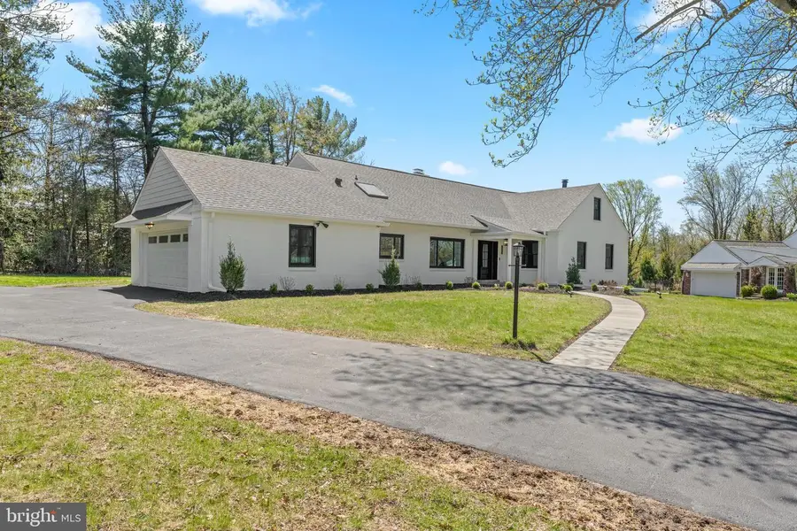 1021 Walsh Ln, Narberth, PA 19072 - #2