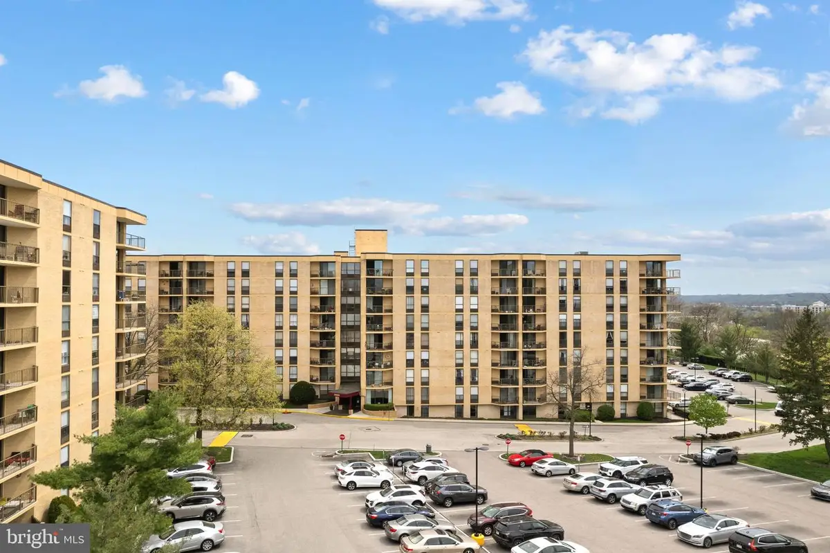 666 W Germantown Pike #2504, Plymouth Meeting, PA 19462 - #1