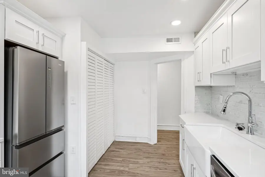 1827 W Cheltenham Ave, Elkins Park, PA 19027 - #2