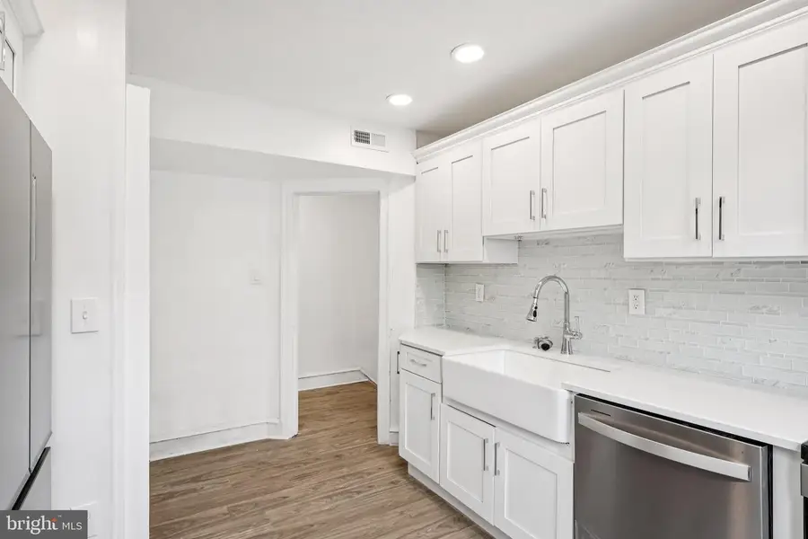 1827 W Cheltenham Ave, Elkins Park, PA 19027 - #3