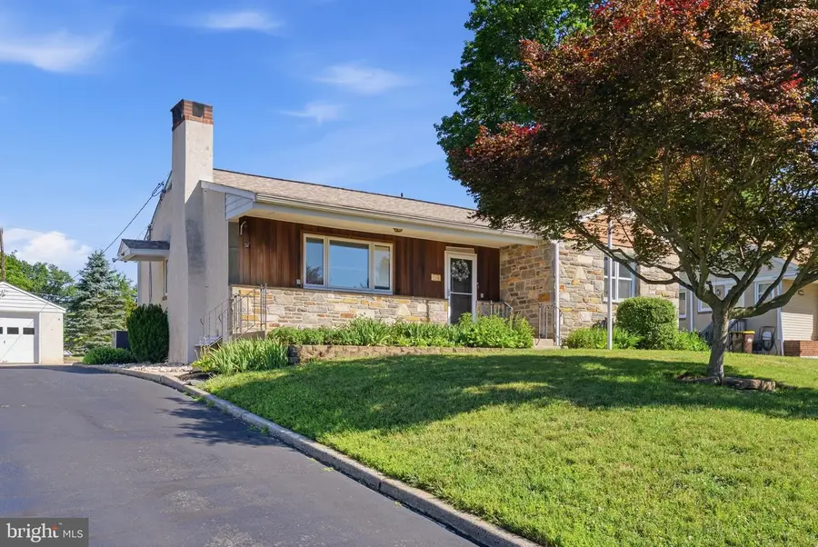 321 Heston, Norristown, PA 19404 - #2