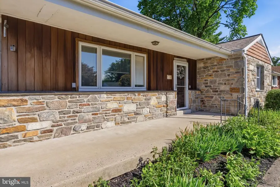 321 Heston, Norristown, PA 19404 - #3