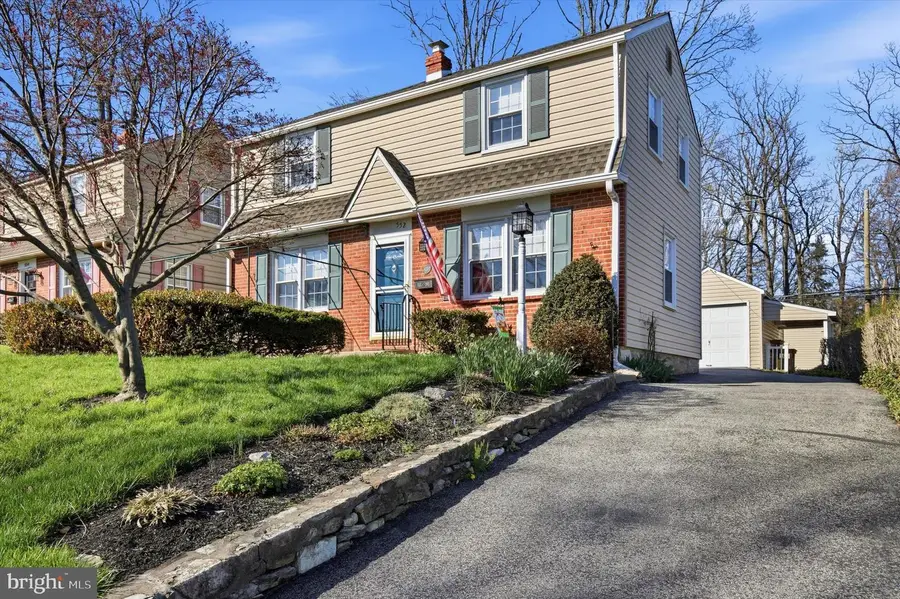 552 School House Ln, Willow Grove, PA 19090 - #3