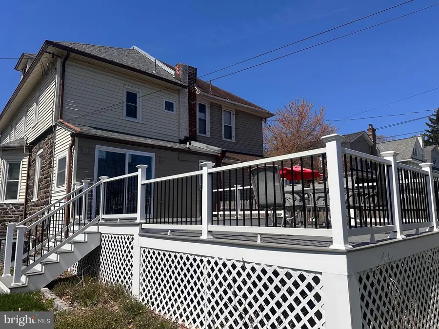 301 Grayling Ave, Narberth, PA 19072 - #2