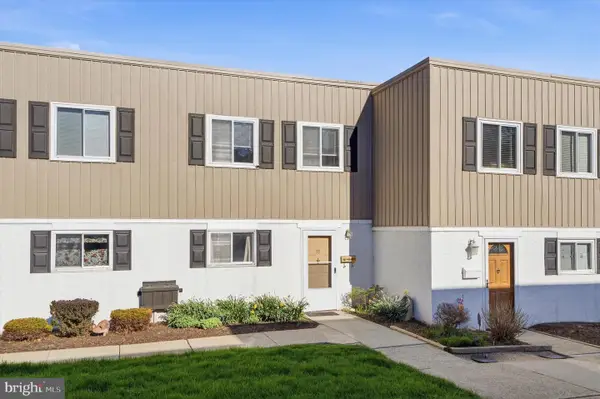 15 Fords Edge, ROYERSFORD, PA 19468