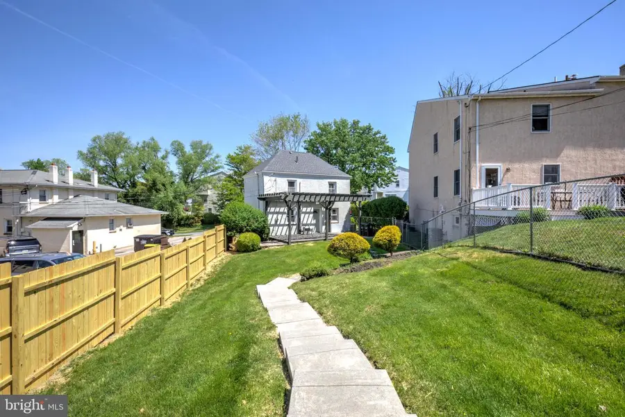 461 W 11th Ave, Conshohocken, PA 19428 - #2