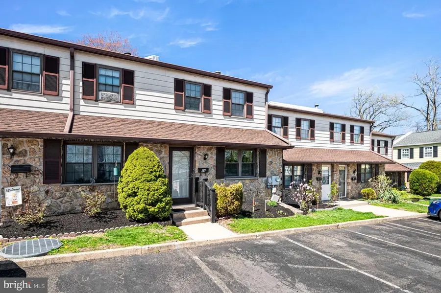 1006 N York Rd #14, Willow Grove, PA 19090 - #2